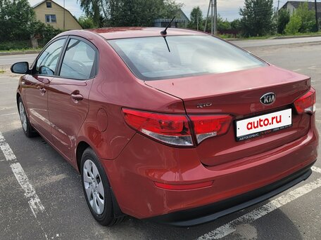 2015 Kia Rio III, красный, 850000 рублей, вид 5