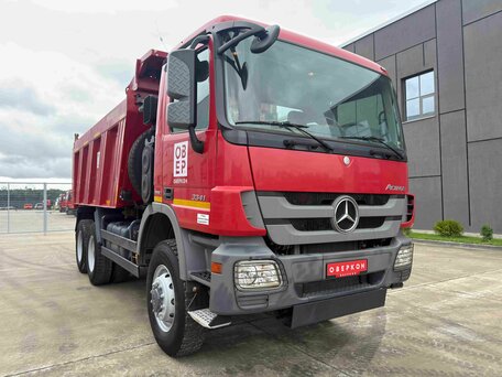 2018 Mercedes-Benz Actros, красный, 9980000 рублей, вид 1