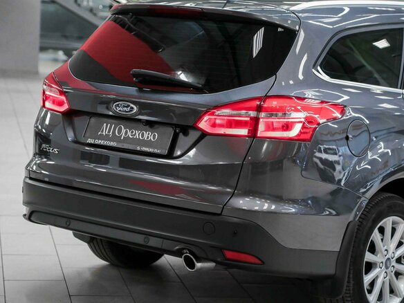 2017 Ford Focus III Рестайлинг, серый, 1050000 рублей - вид 10