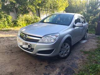 2013 Opel Astra H Рестайлинг, серебристый, 560000 рублей, вид 3