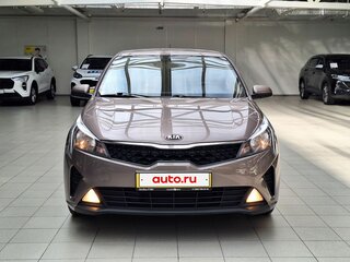 2020 Kia Rio IV Рестайлинг, коричневый, 1300500 рублей, вид 2