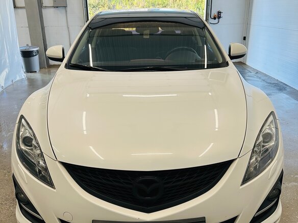 2011 Mazda 6 II (GH) Рестайлинг, белый - вид 3