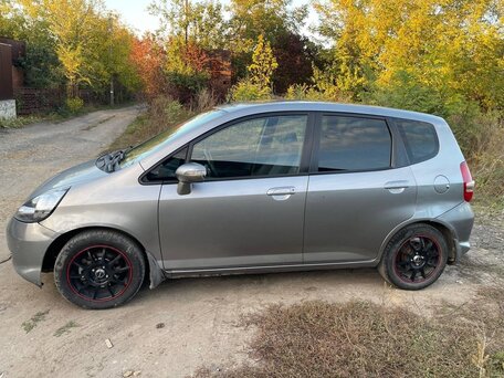 2005 Honda Jazz I Рестайлинг, серебристый, 530000 рублей, вид 4