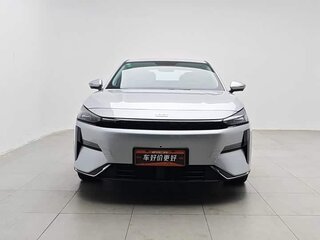2026 Geely Galaxy L6 EM-i 60 km I Рестайлинг, серебристый, 2857033 рублей, вид 2