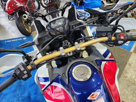 2017 Honda CRF 1000L Africa Twin, белый, 1280000 рублей, вид 4