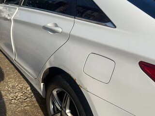 2011 Hyundai Sonata VI (YF), белый, 950000 рублей, вид 5