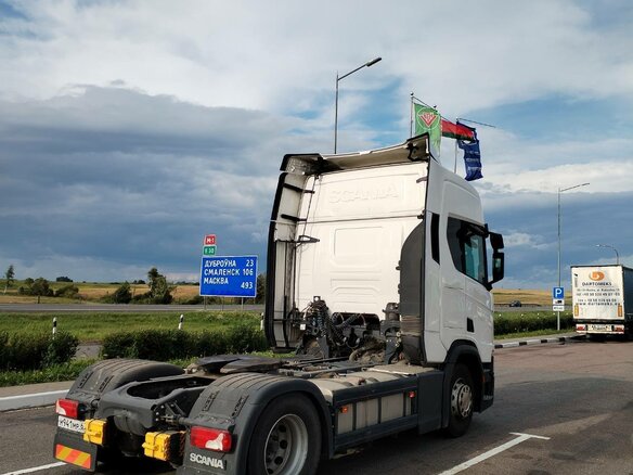 2021 Scania R-Series, белый, 12000000 рублей - вид 2