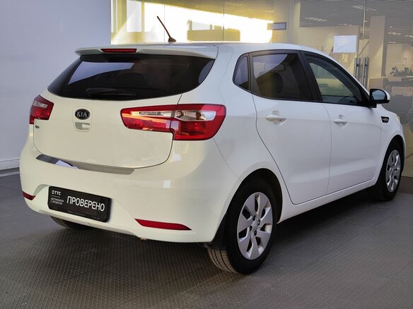 2012 Kia Rio 4-speed III, белый - вид 4