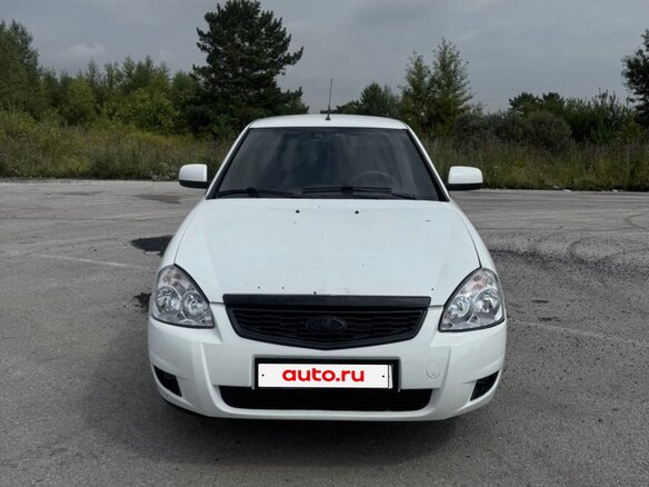 2015 Lada (ВАЗ) Priora I Рестайлинг, белый, 650000 рублей - вид 1