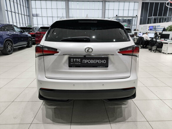 2015 Lexus NX 200 I, белый, 2650000 рублей - вид 5