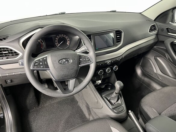 2026 Lada (ВАЗ) Vesta SW I Рестайлинг (NG), чёрный, 1870000 рублей - вид 9