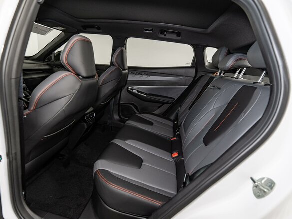 2026 Geely Cityray, белый, 3204990 рублей - вид 13