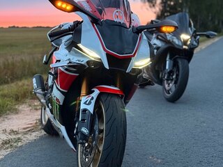 2022 Yamaha YZF-R1, белый, 1699900 рублей, вид 1