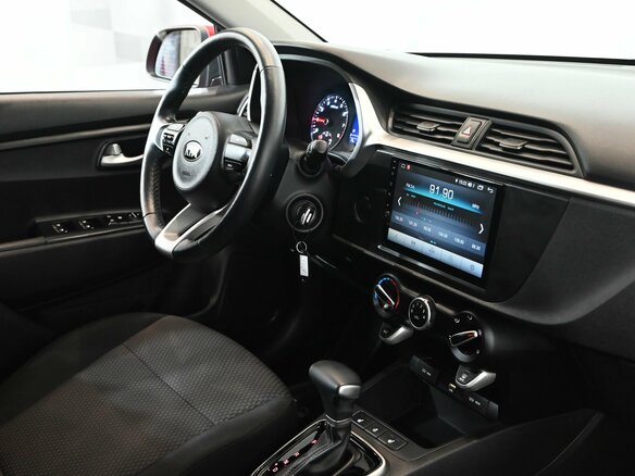 2021 Kia Rio X IV Рестайлинг, красный, 1830000 рублей - вид 12