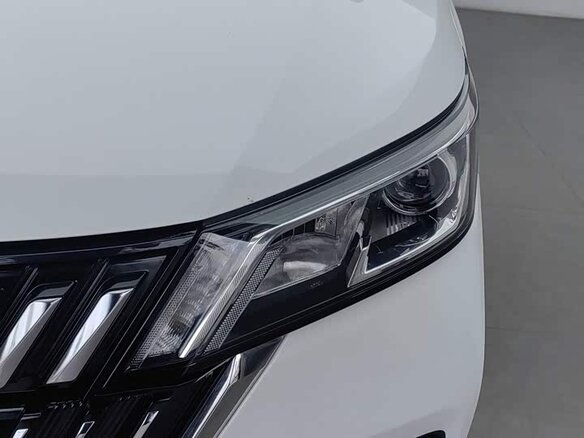 2022 Wuling Jiachen, белый, 1000000 рублей - вид 4