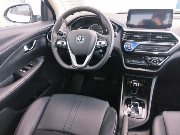2024 Changan Alsvin, серебристый, 925000 рублей - вид 7
