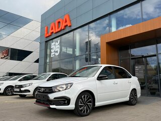2026 Lada (ВАЗ) Granta Sport I Рестайлинг, белый, 1667000 рублей, вид 1