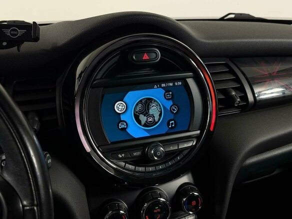 2019 Mini Hatch Cooper III (F55/F56) Рестайлинг, синий, 1749000 рублей - вид 26