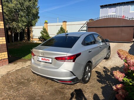 2020 Hyundai Solaris II Рестайлинг, серебристый, вид 4