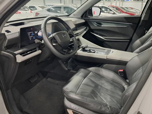 2024 Changan CS75 Plus III, серый, 2425000 рублей - вид 15