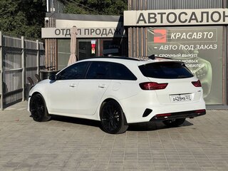 2021 Kia Ceed III Рестайлинг, белый, 2170000 рублей, вид 5