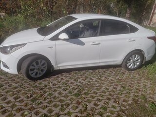 2019 Hyundai Solaris II, белый, 620000 рублей, вид 1