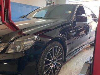 2012 Mercedes-Benz E-Класс 350 IV (W212, S212, C207), чёрный, 1500000 рублей, вид 5
