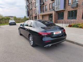 2021 Mercedes-Benz E-Класс 260 L V (W213, S213, C238) Рестайлинг, чёрный, 2300000 рублей, вид 4