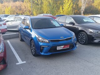 2020 Kia Rio IV, синий, 1950000 рублей, вид 1