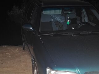1999 Subaru Forester I, зелёный, 380000 рублей, вид 4