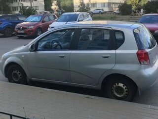 2008 Chevrolet Aveo I, серебристый, 175000 рублей, вид 3