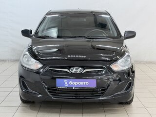 2013 Hyundai Solaris I, чёрный, 799000 рублей, вид 3