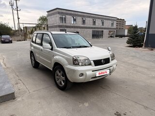 2005 Nissan X-Trail I Рестайлинг, белый, 620000 рублей, вид 2