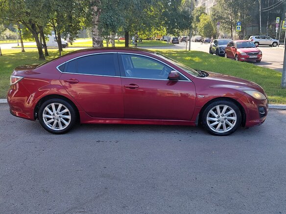2011 Mazda 6 II (GH) Рестайлинг, красный, 800000 рублей - вид 1