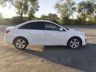 2013 Chevrolet Cruze I Рестайлинг, белый, 450000 рублей, вид 3