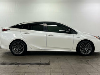 2016 Toyota Prius IV (XW50), белый, 1780000 рублей, вид 5