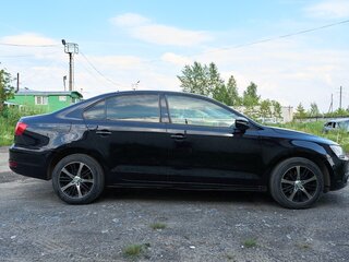 2013 Volkswagen Jetta VI, чёрный, 1000000 рублей, вид 4