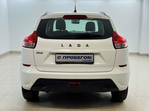 2021 Lada (ВАЗ) XRAY I, белый, 1240000 рублей - вид 2