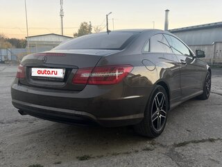 2012 Mercedes-Benz E-Класс 200 7G-Tronic IV (W212, S212, C207), коричневый, 1500000 рублей, вид 3