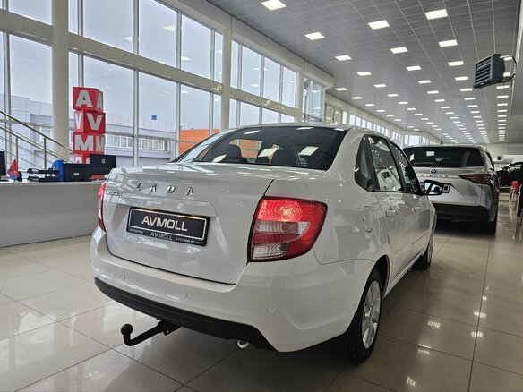 2022 Lada (ВАЗ) Granta I Рестайлинг, белый, 835000 рублей - вид 6