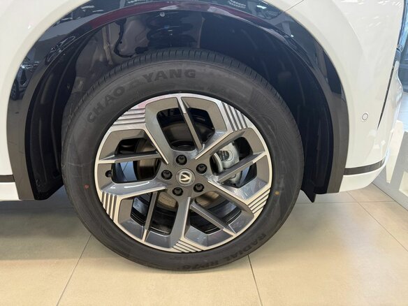 2025 Changan CS75 Plus IV, белый, 4099900 рублей - вид 7