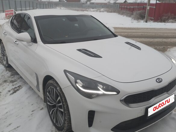 2019 Kia Stinger I, белый, 2000000 рублей - вид 1