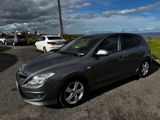 2011 Hyundai i30 I Рестайлинг, серый, 900000 рублей, вид 1