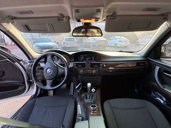 2009 BMW 3 серии 325i V (E90/E91/E92/E93) Рестайлинг, серый, 1200000 рублей - вид 10