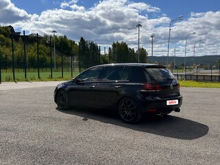 2010 Volkswagen Golf VI, чёрный, 1300000 рублей, вид 5