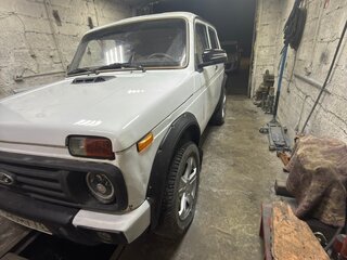 2007 Lada (ВАЗ) 2121 (4x4) I Рестайлинг, белый, 280000 рублей, вид 1