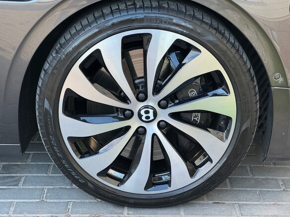 2020 Bentley Flying Spur III, серый - вид 18
