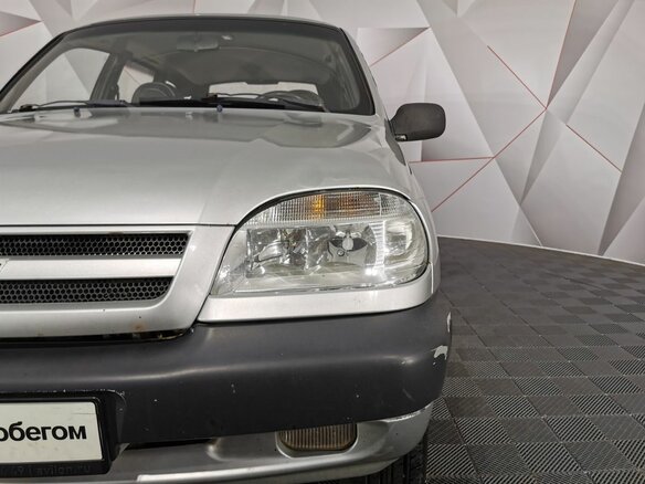 2005 Chevrolet Niva I, серебристый, 295000 рублей - вид 9