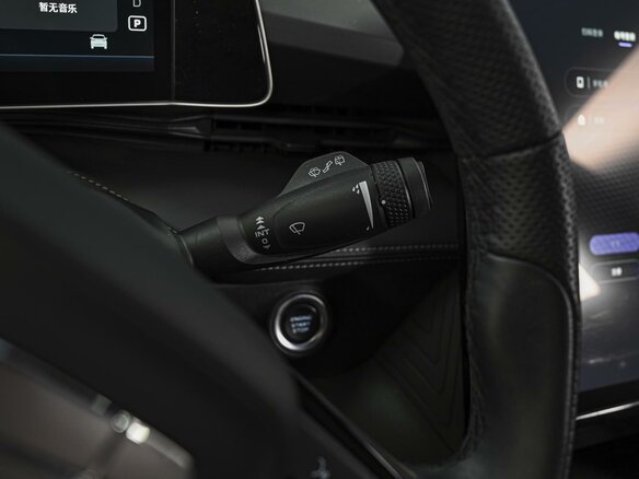 2023 Geely Boyue Cool, зелёный - вид 14