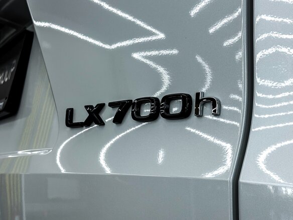 2025 Lexus LX 700h IV, белый, 19811600 рублей - вид 6